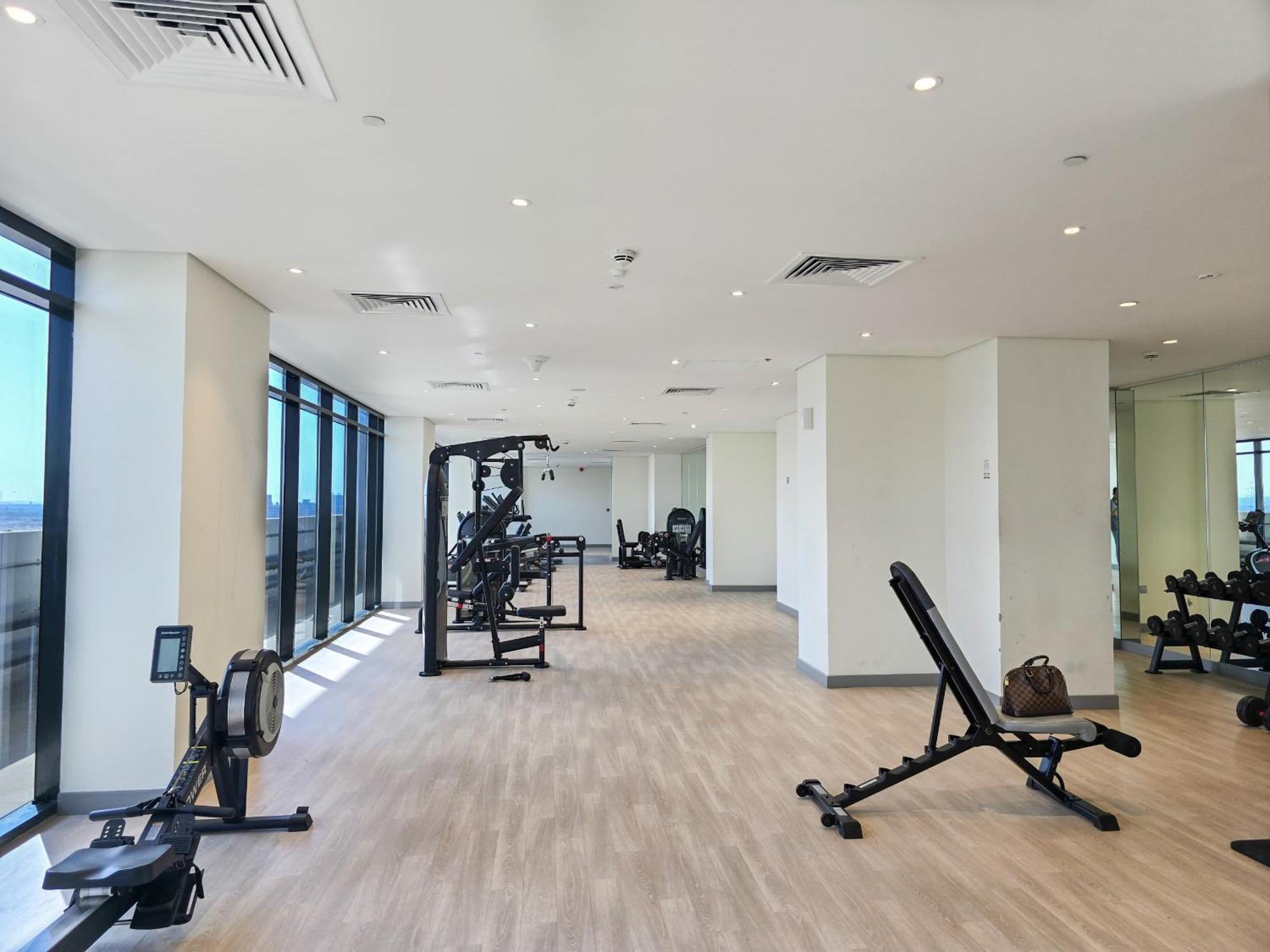 Easygo- Lavish Stu With Pool View In Azizi Riviera Appartamento *