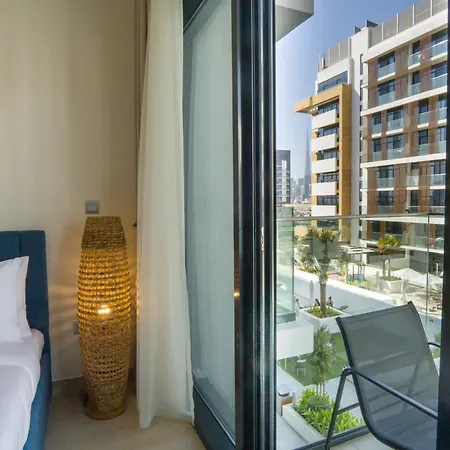 شقة Easygo- Lavish Stu With Pool View In Azizi Riviera دبي المظهر الخارجي الصورة