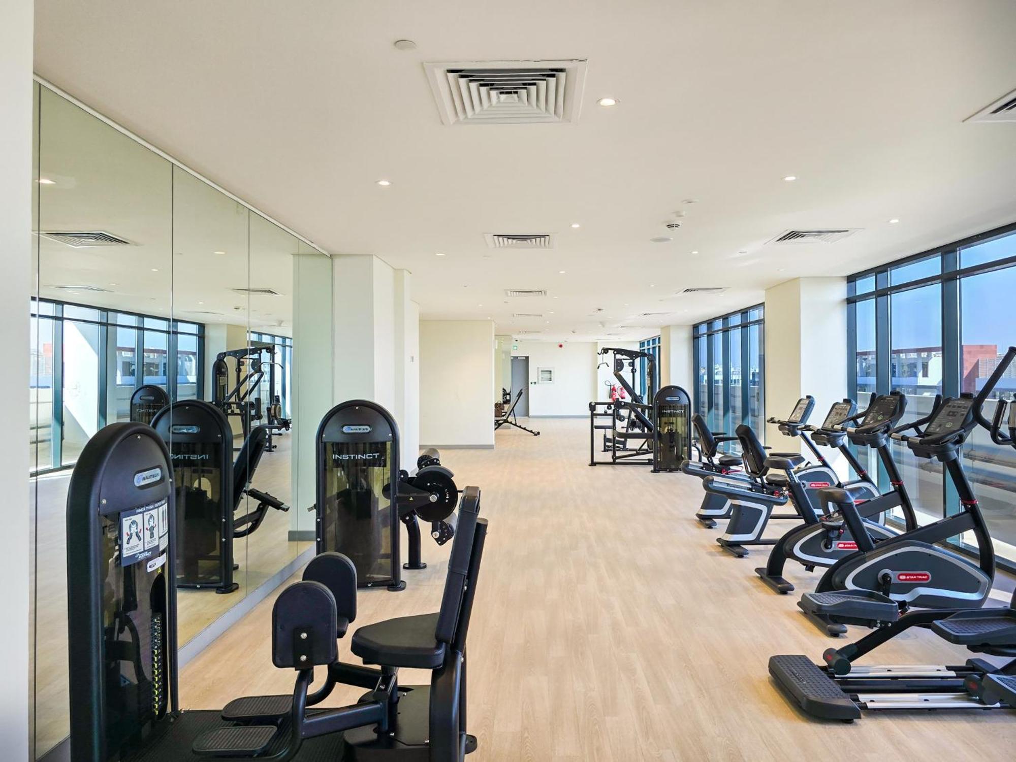 Easygo- Lavish Stu With Pool View In Azizi Riviera Appartement *
